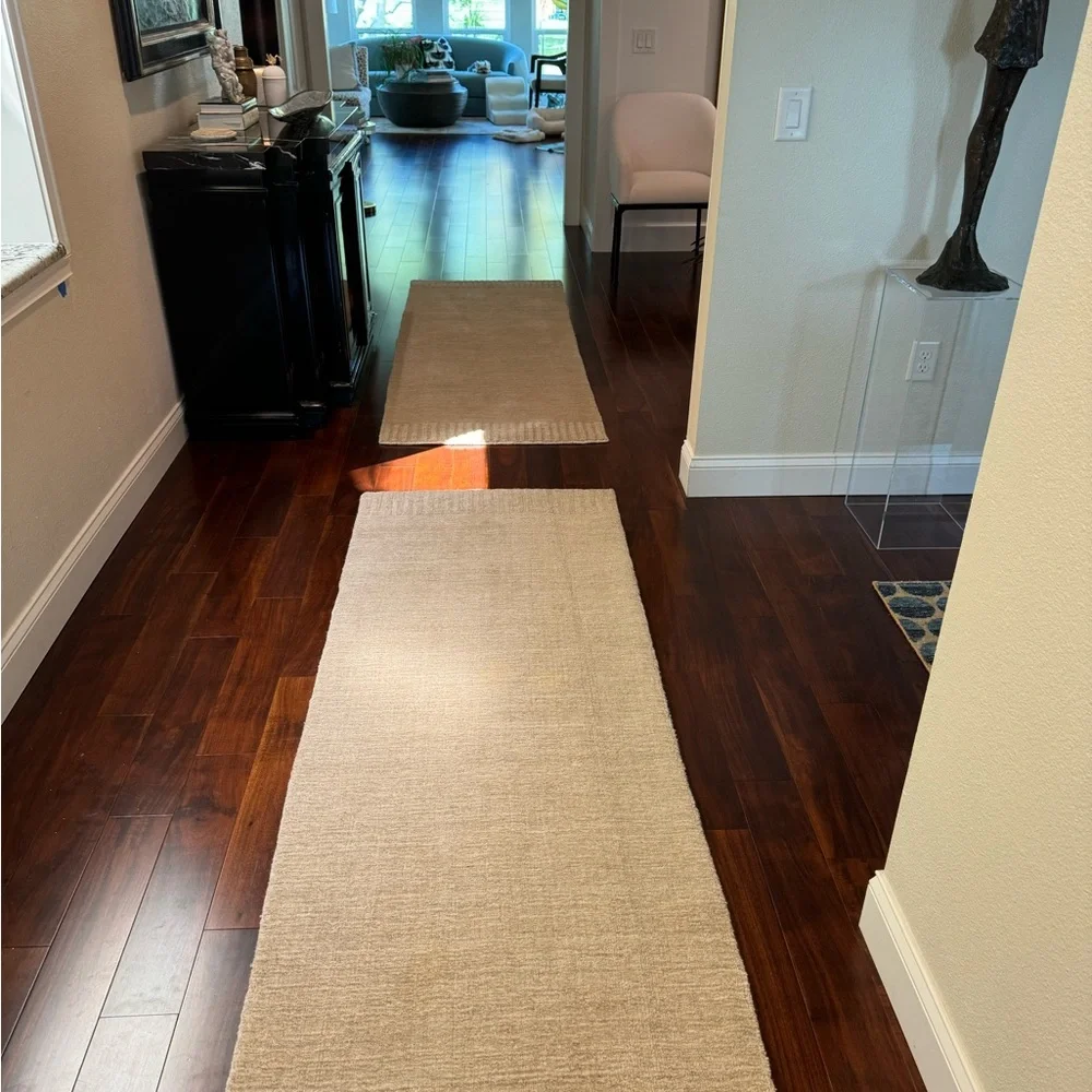 West Elm Ojai 3x5 wool runner rug with premium pad. Color Alabaster. Like new!